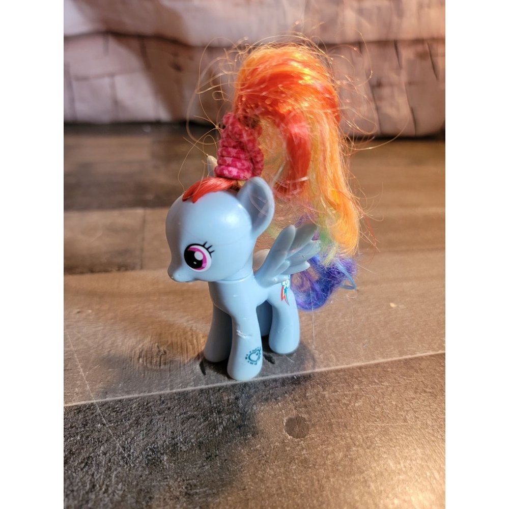 MLP my little pony rainbow dash horse toy figure Pegasus